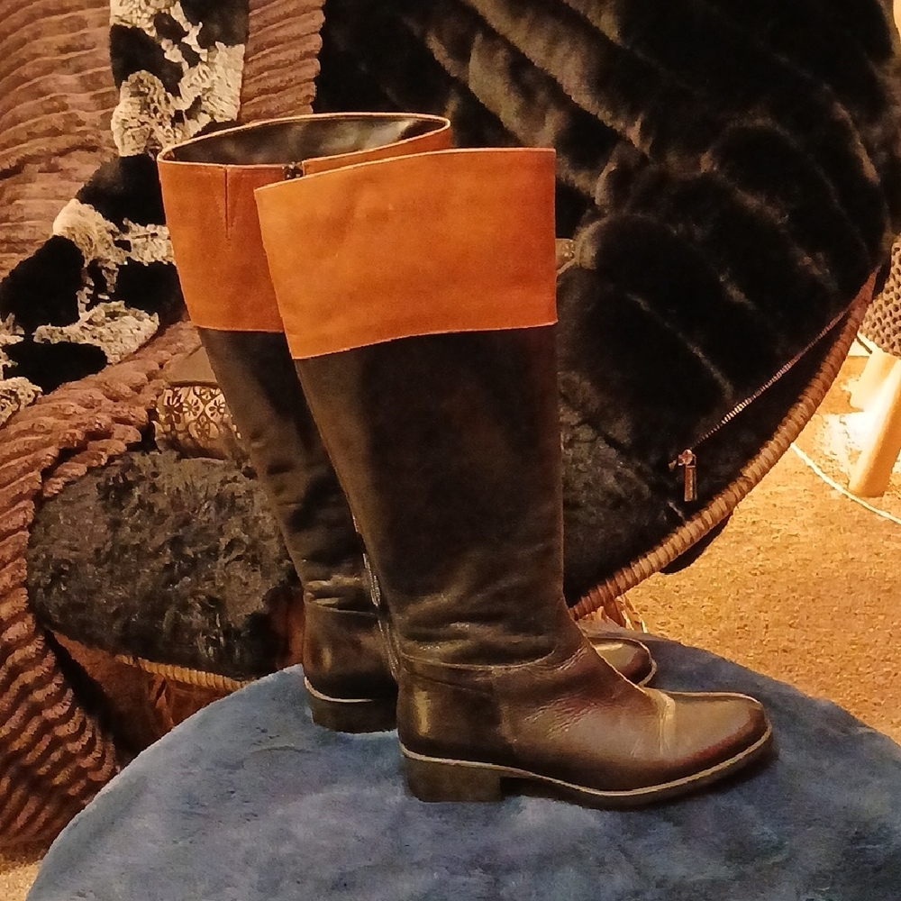 Two-Tone Leather Riding Boots - Picture 2 of 3